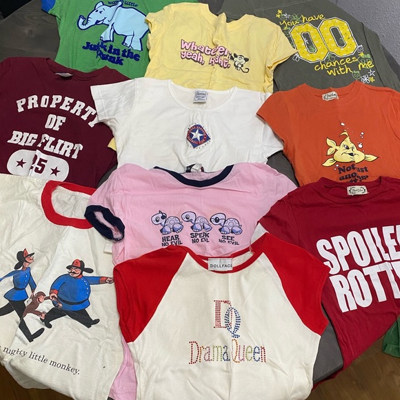 Tops - Women’s small / Xs graphic tees